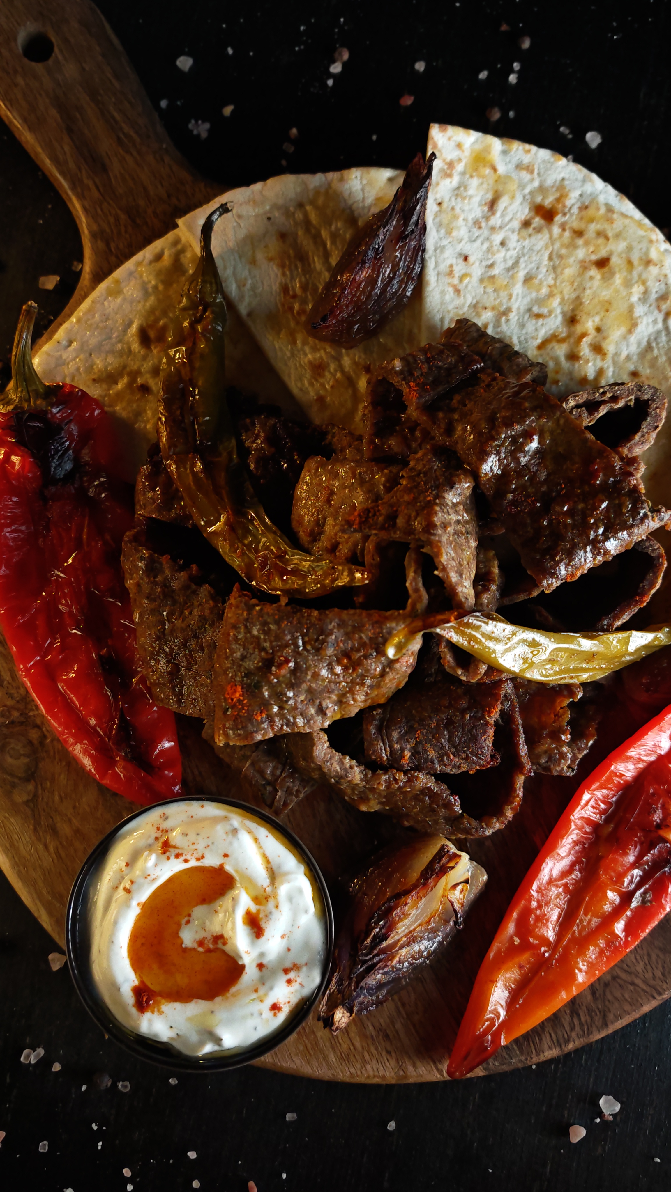 Kebab la tavă - Rețeta rapidă și delicioasă care a cucerit internetul