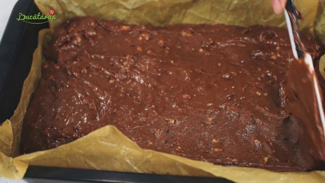 Negresa de post cu nuci - Reteta simpla si gustoasa